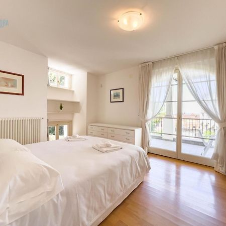 Апартаменти Cattedrale 5 Tirabora Short Rent Трієст Екстер'єр фото