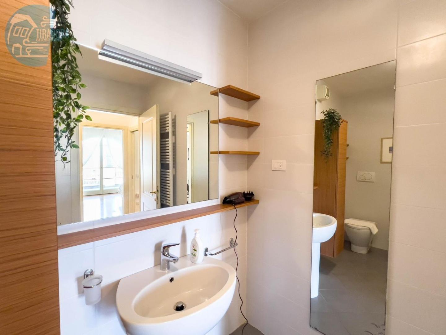 Апартаменти Cattedrale 5 Tirabora Short Rent Трієст Екстер'єр фото
